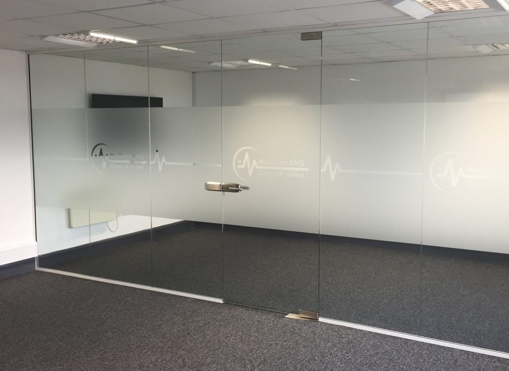 Choosing the right Partition Wall Thickness for glass partitioning